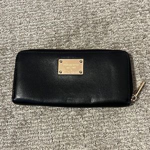 Michael kors black leather long wallet with gold hardware